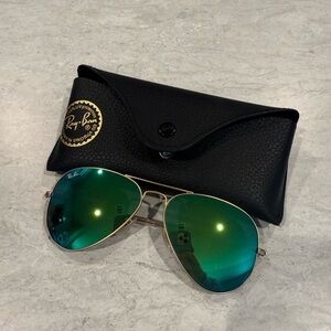Ray-Ban Green Aviator Sunglasses